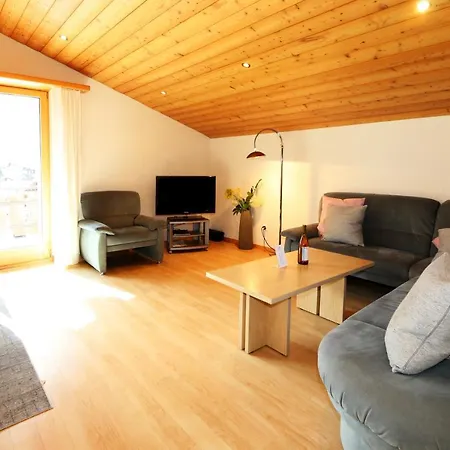 Adora Appartement *