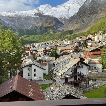 Adora Apartament *